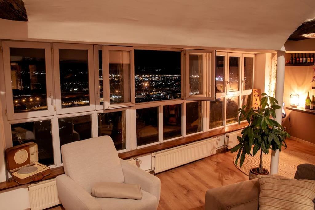 Duplex Atypique Dans La Cite Medievale ล็อง ภายนอก รูปภาพ